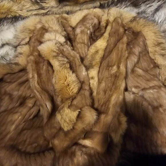 Vintage Autumn Haze Mink and Crystal Fox Coat by Caskie Furs - Picture 3 of 9